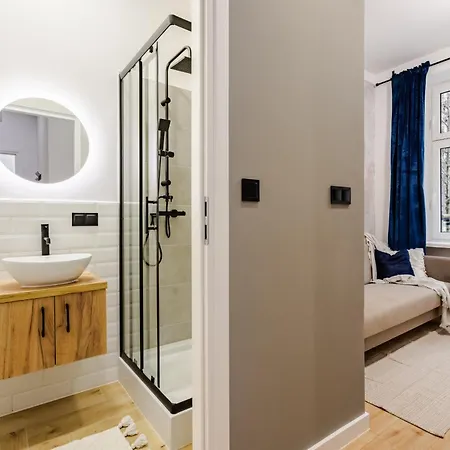 Апартаменты Lazarz Mini *